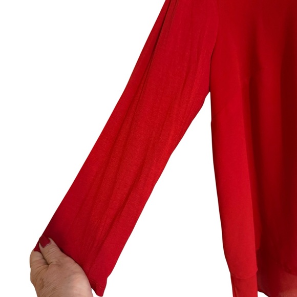 Michael Kors Red V-Neck Blouse    PLUS: 1X           #2 - Picture 5 of 10